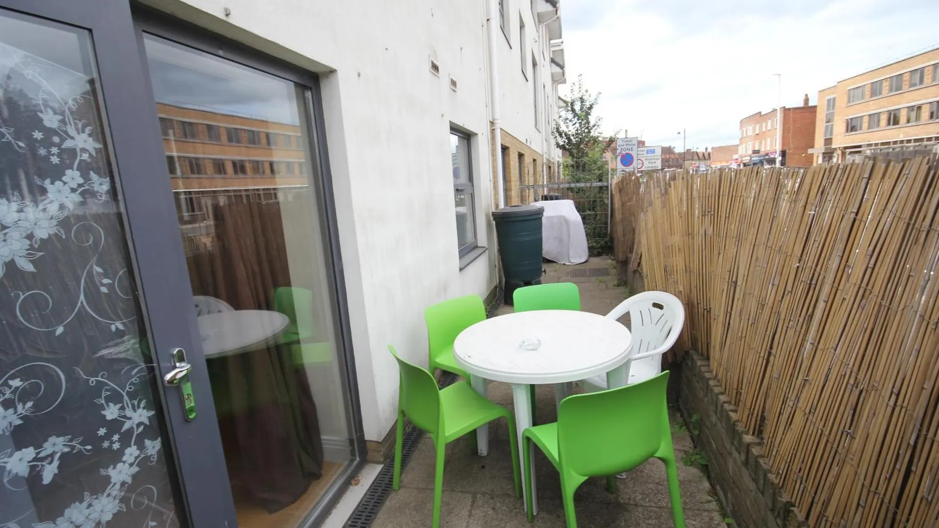 Appartement Garden Court à West Drayton  0*, West Drayton (Middlesex)